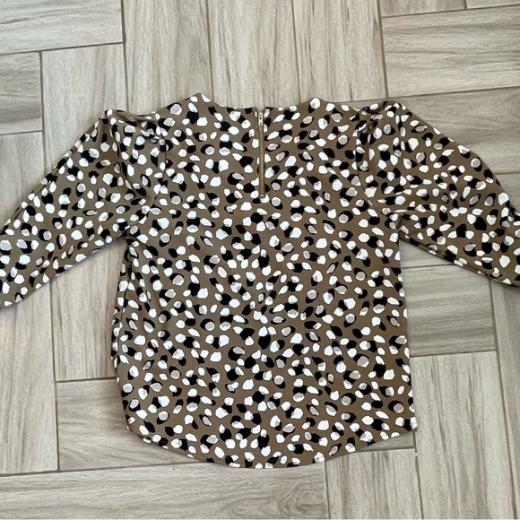 MELLODAY Ladies print blouse, size medium. - Picture 3 of 3